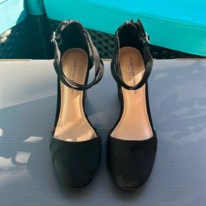Black Christian Siriano Closed Toe Heels